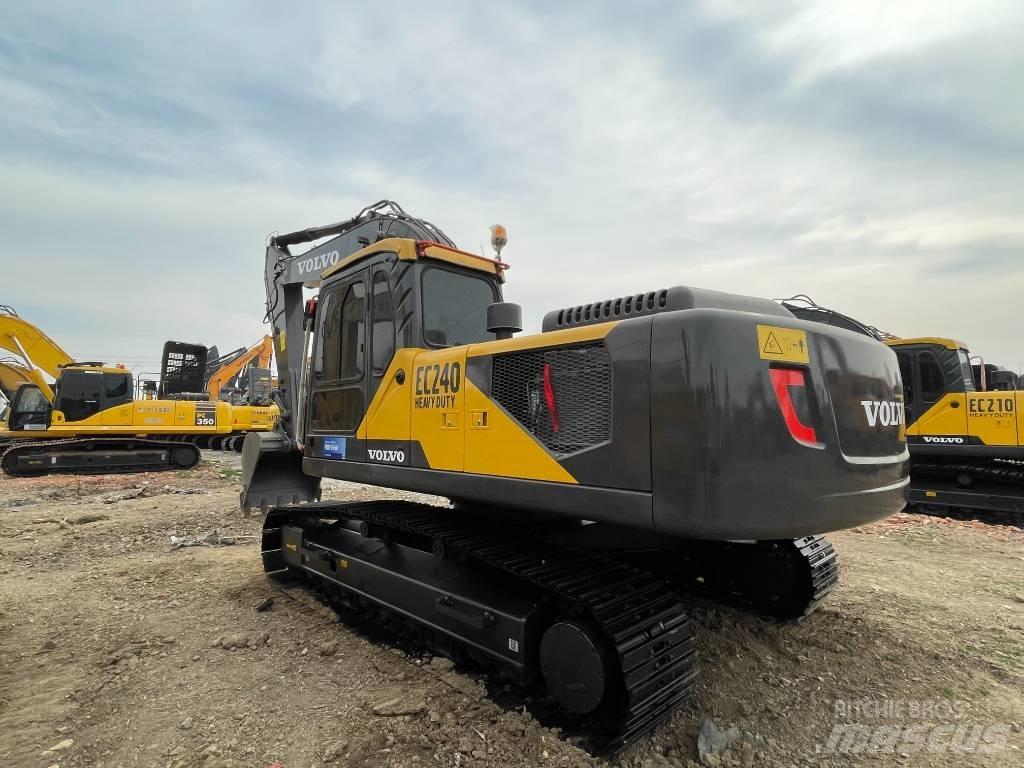 Volvo EC240D Raupenbagger