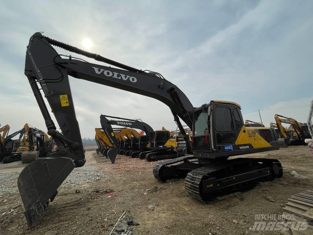Volvo EC240D Raupenbagger