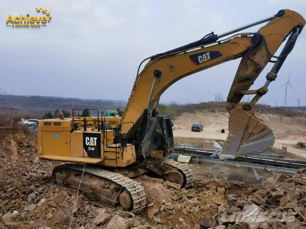 CAT 374 F Raupenbagger
