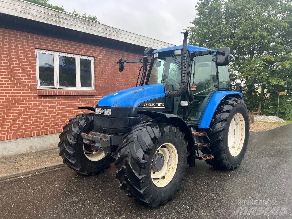 New Holland TS 115 Traktoren