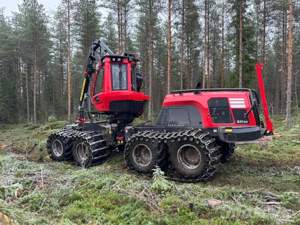 Komatsu 931 XC Harvester