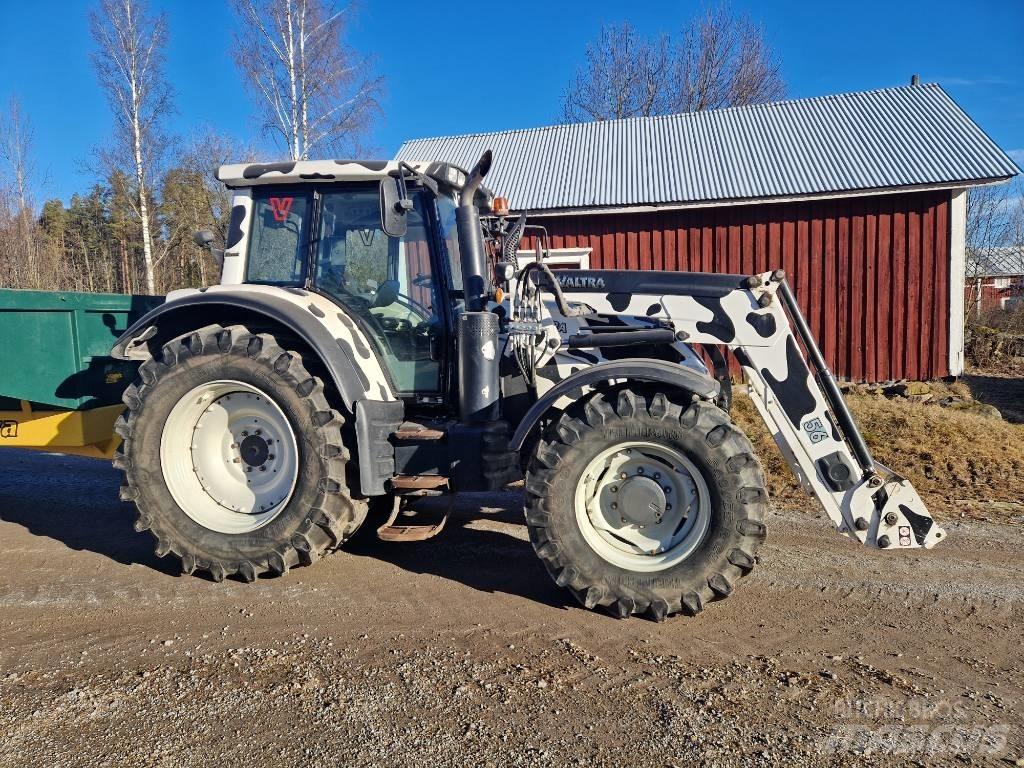 Valtra N 163 Traktoren