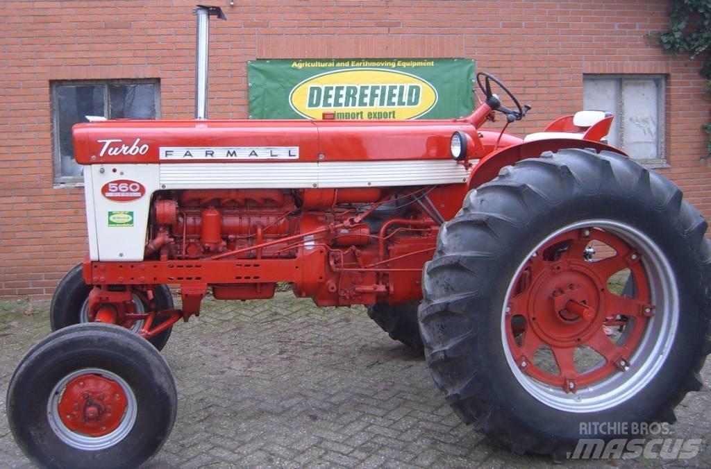 Farmall 560 Traktoren