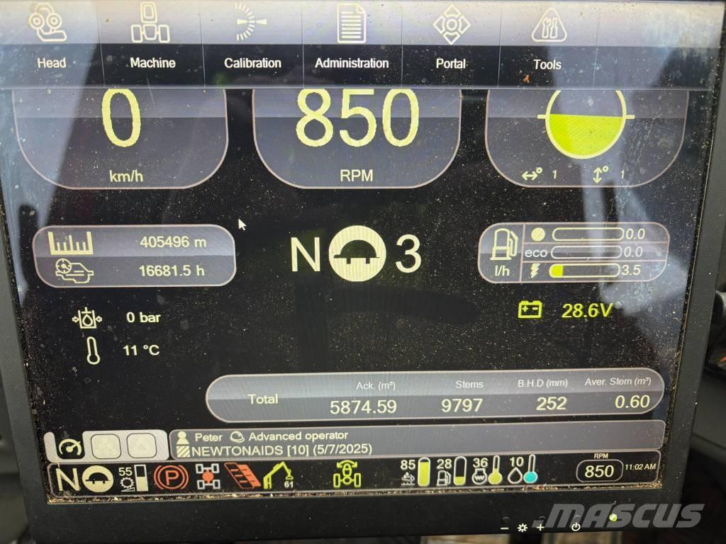 Valmet 931 Harvester