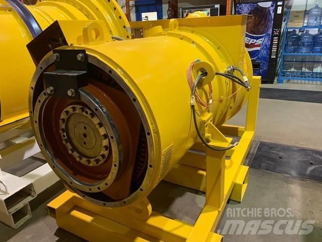 Komatsu 830 E Dumper - Knickgelenk