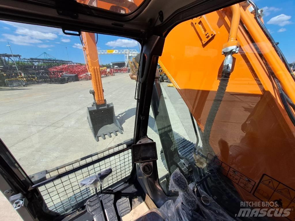 Develon DX225LC-7M Raupenbagger