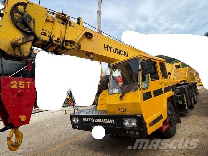 Hyundai HC 25 Raupenkrane