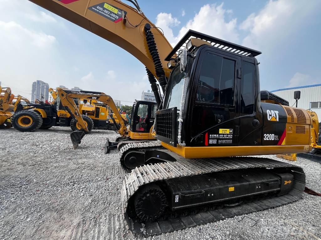 CAT 320 D2L Raupenbagger