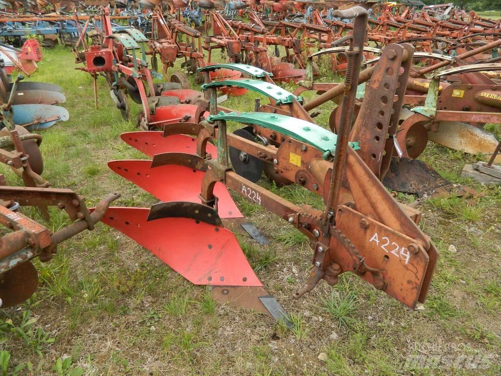Kverneland 3k Konventionelle Pflüge