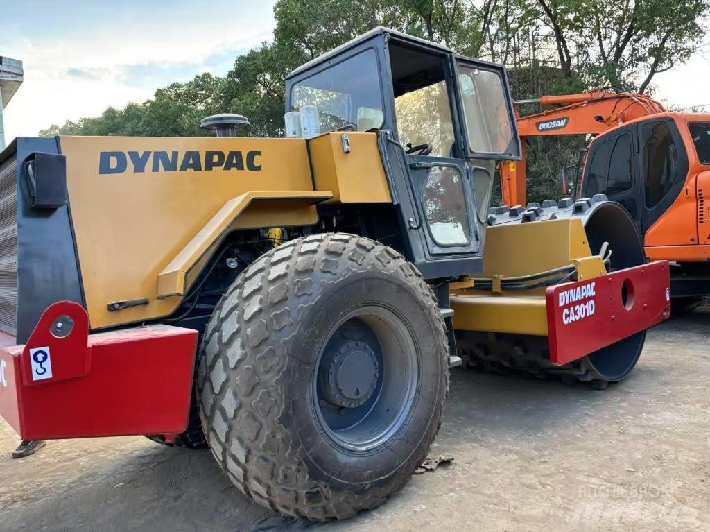Dynapac CA 301 D Walzenzüge