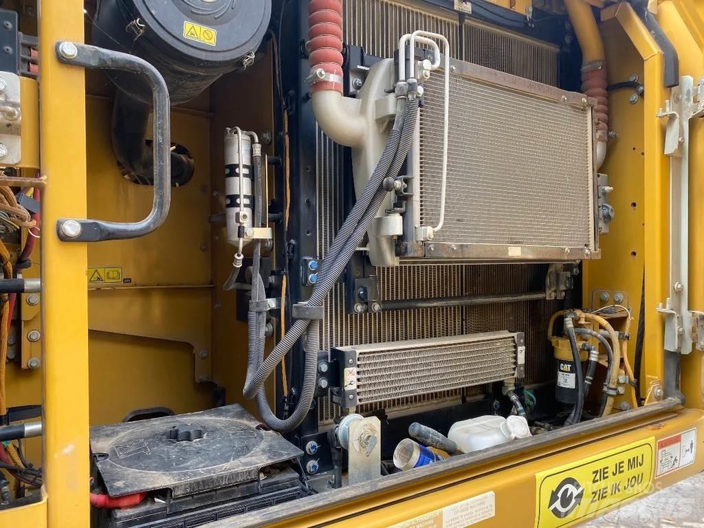 CAT 323E Raupenbagger