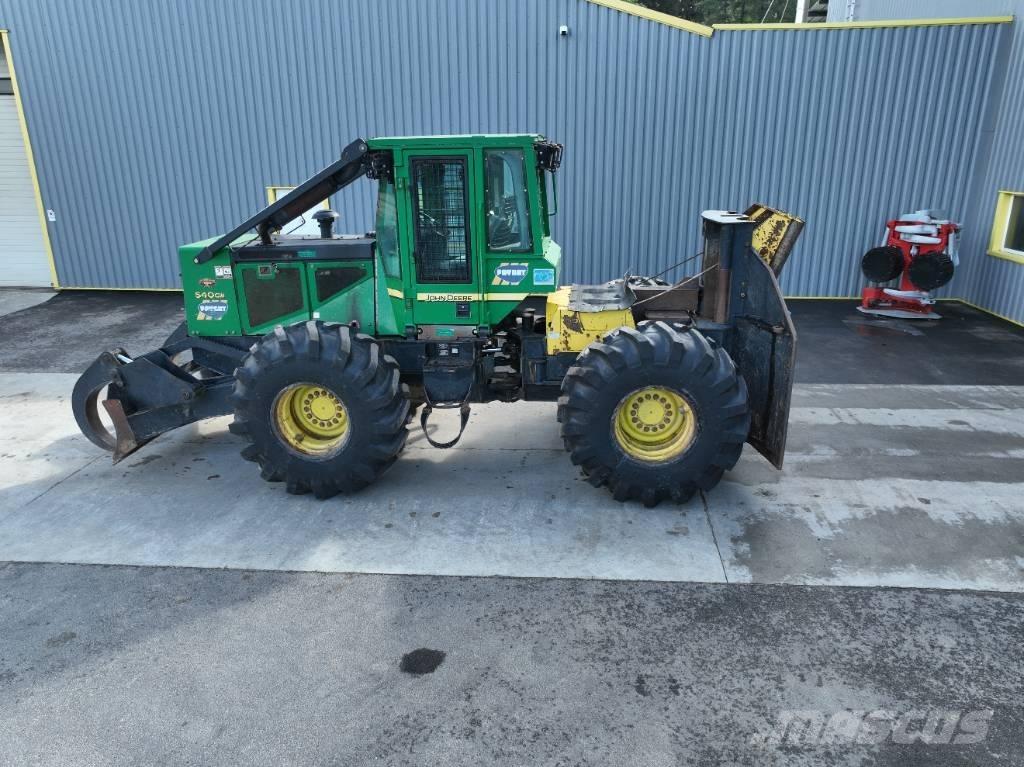John Deere 540 G III Stammholzschlepper
