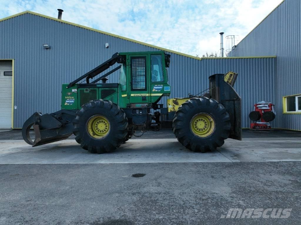 John Deere 540 G III Stammholzschlepper