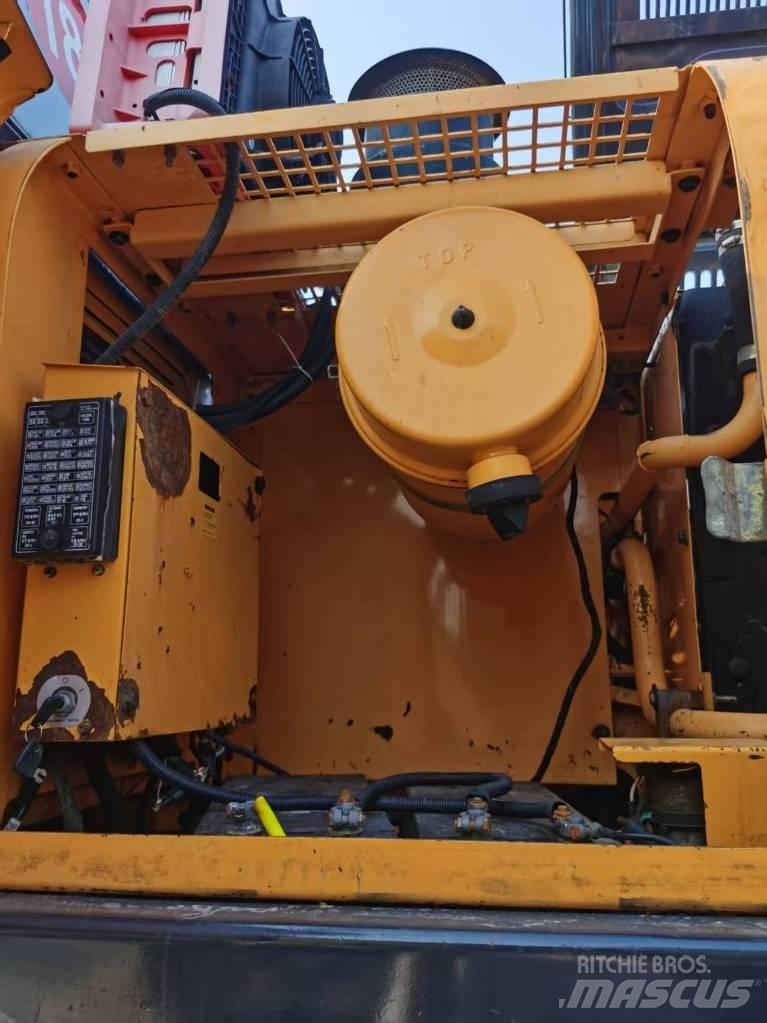 Hyundai 305lc-7 Raupenbagger