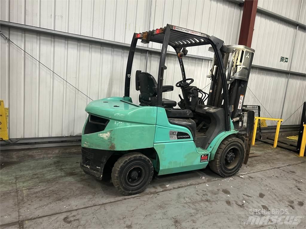 Mitsubishi FD30NT Diesel heftrucks