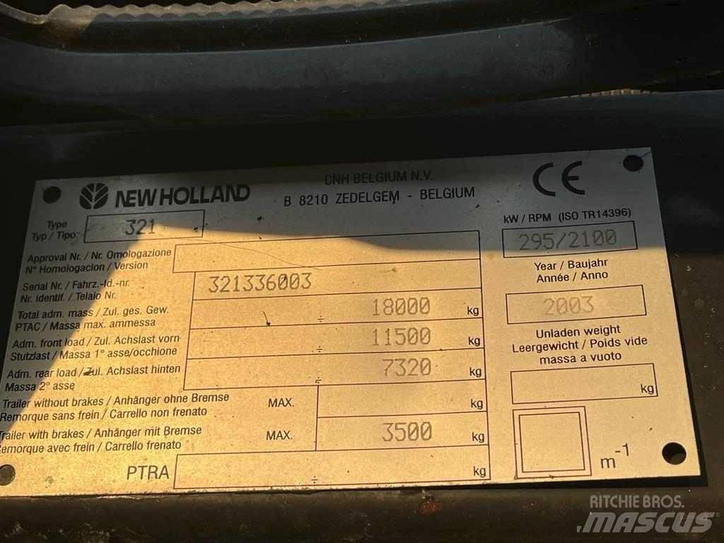New Holland CX 880 Mähdrescher
