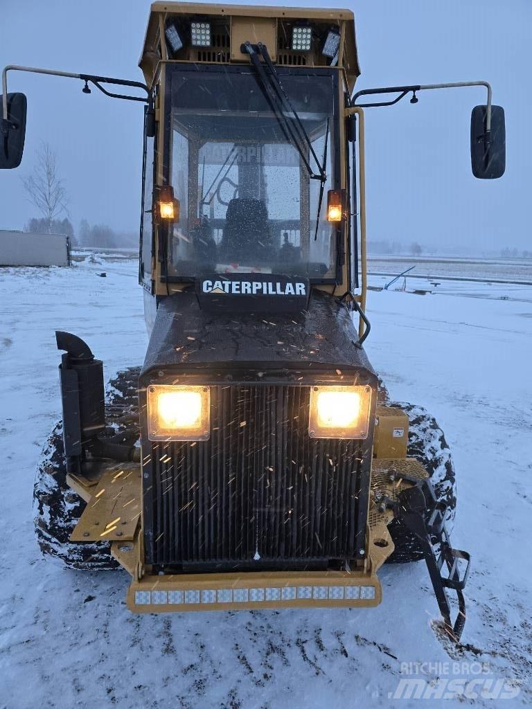 CAT 554 Forwarder