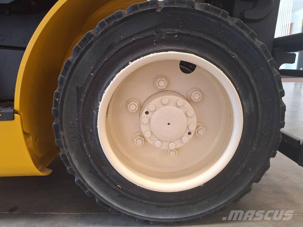 Yale GDP 25 VX Diesel heftrucks