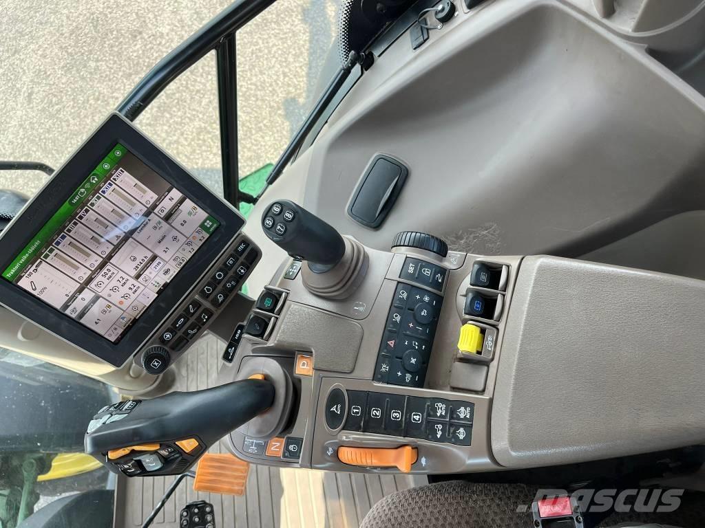 John Deere 6230 R Traktoren