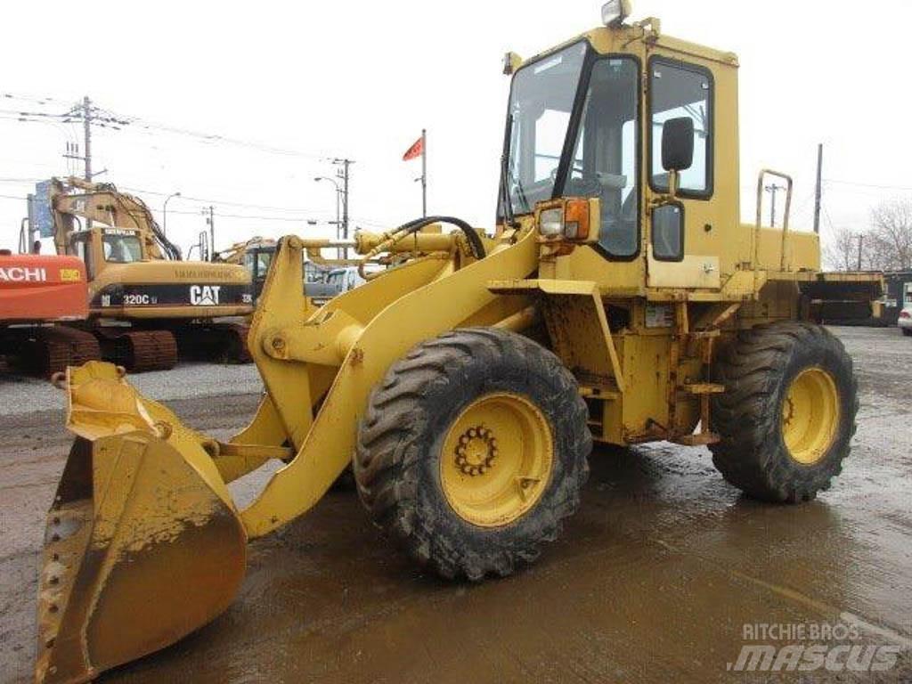 Komatsu WA100-1 Radlader