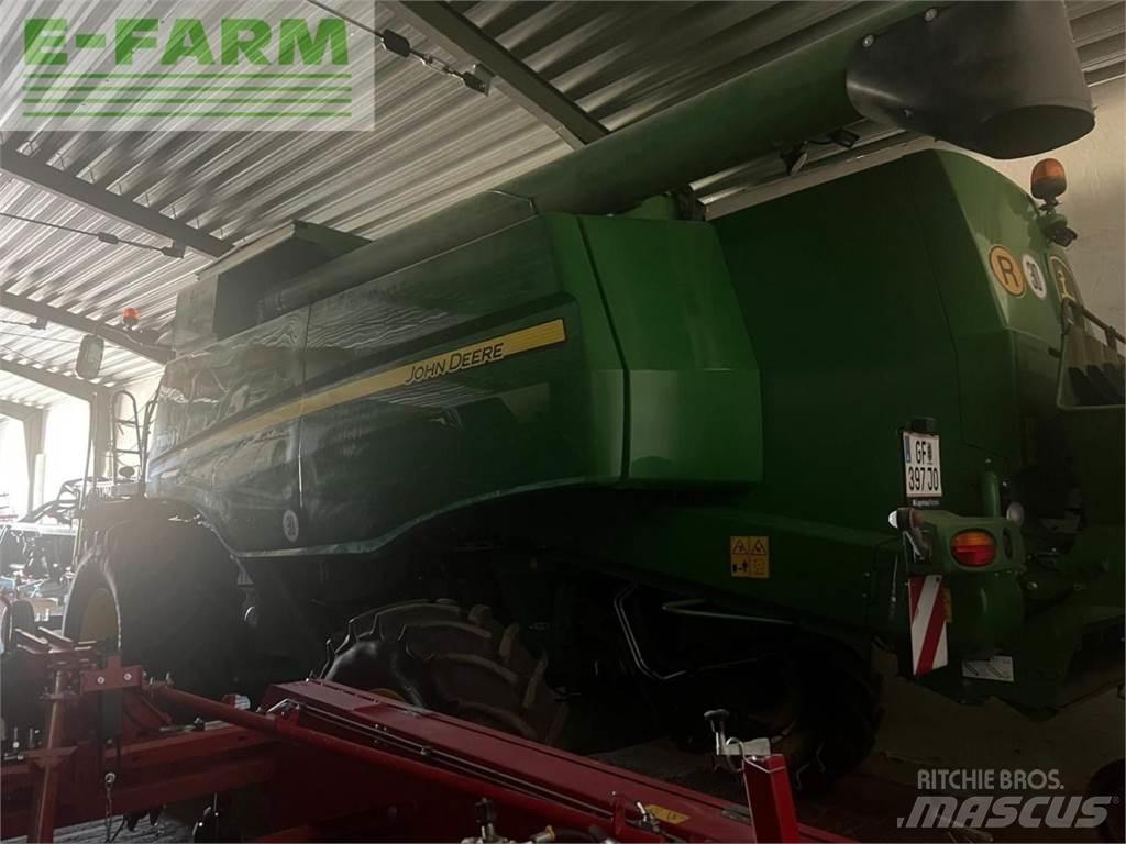 John Deere T550 Mähdrescher