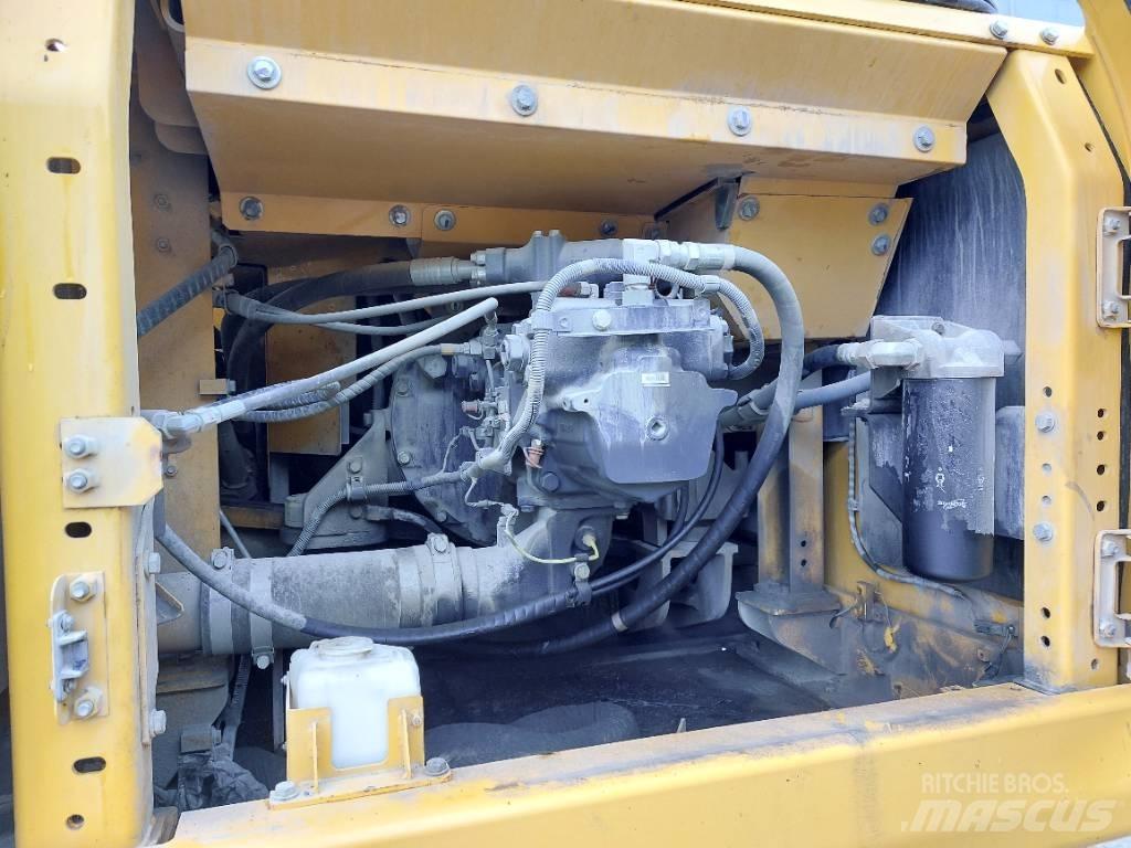 Komatsu PC360LC-11 Raupenbagger