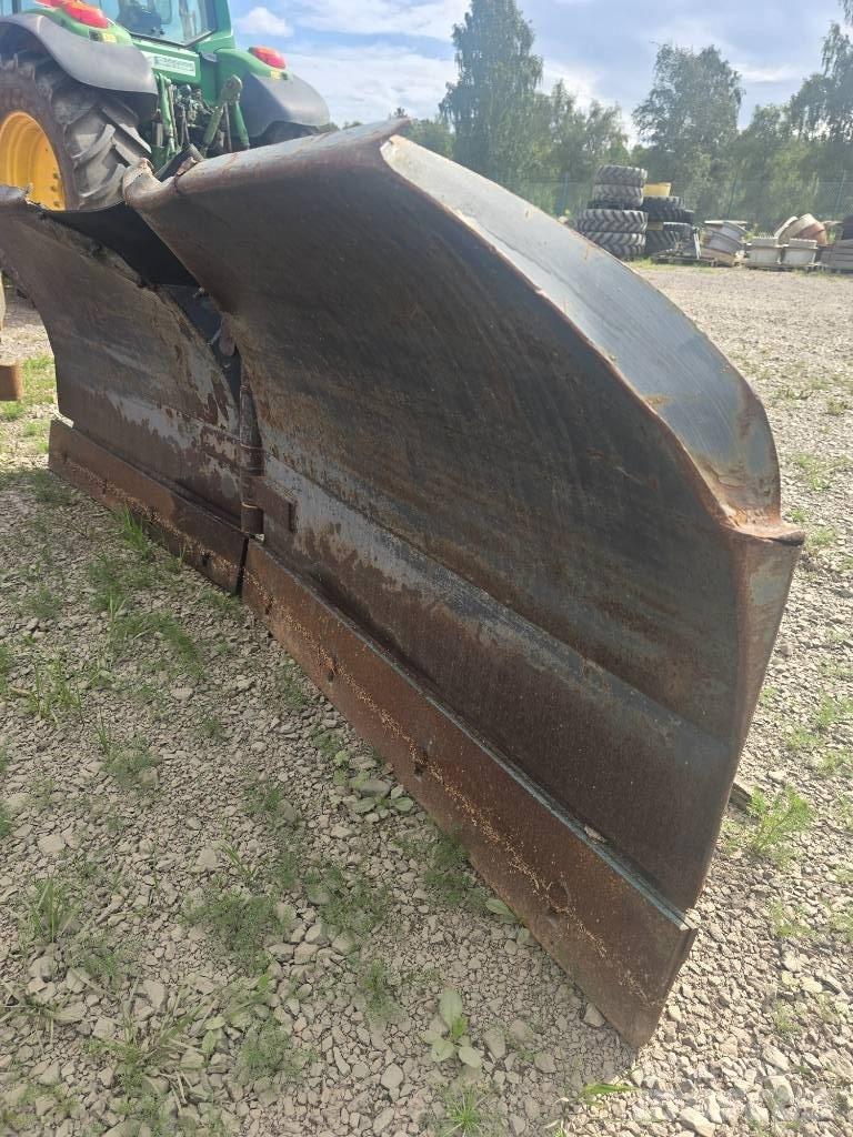 Holms pv-2,4 Schneeschilde und -pflüge
