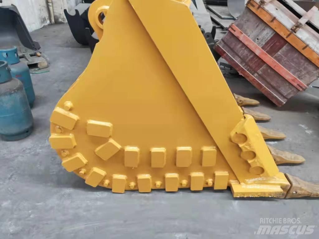 Komatsu PC210 Schaufeln