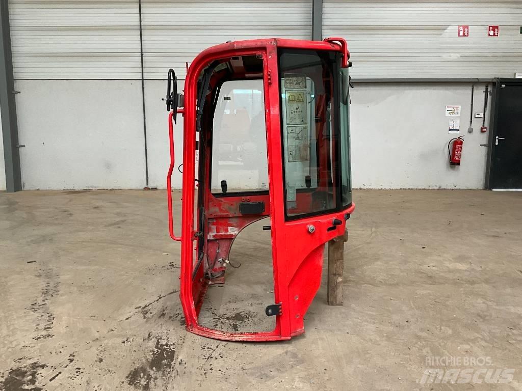 Yanmar Vio 25-6 Kabinen