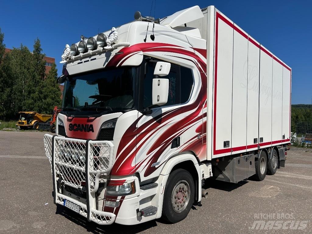 Scania R 650 6x2 Kofferaufbau