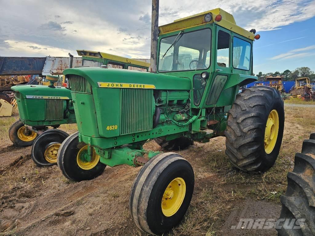 John Deere 4620 Traktoren