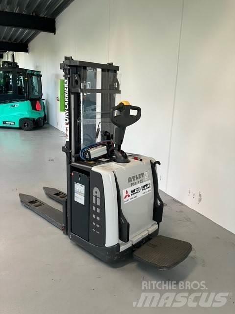 Atlet PSP125 Gabelstapler mit Fahrerstand