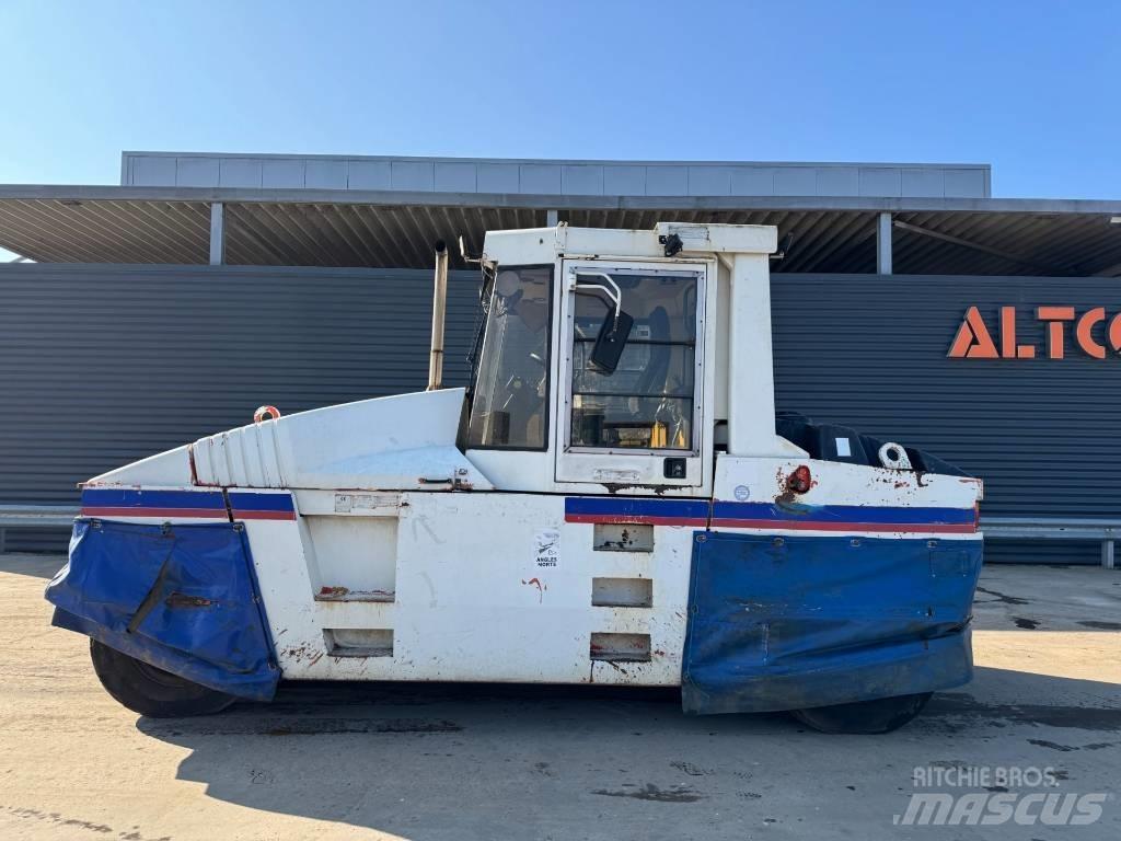 CAT RS-300B Gummiradwalzen
