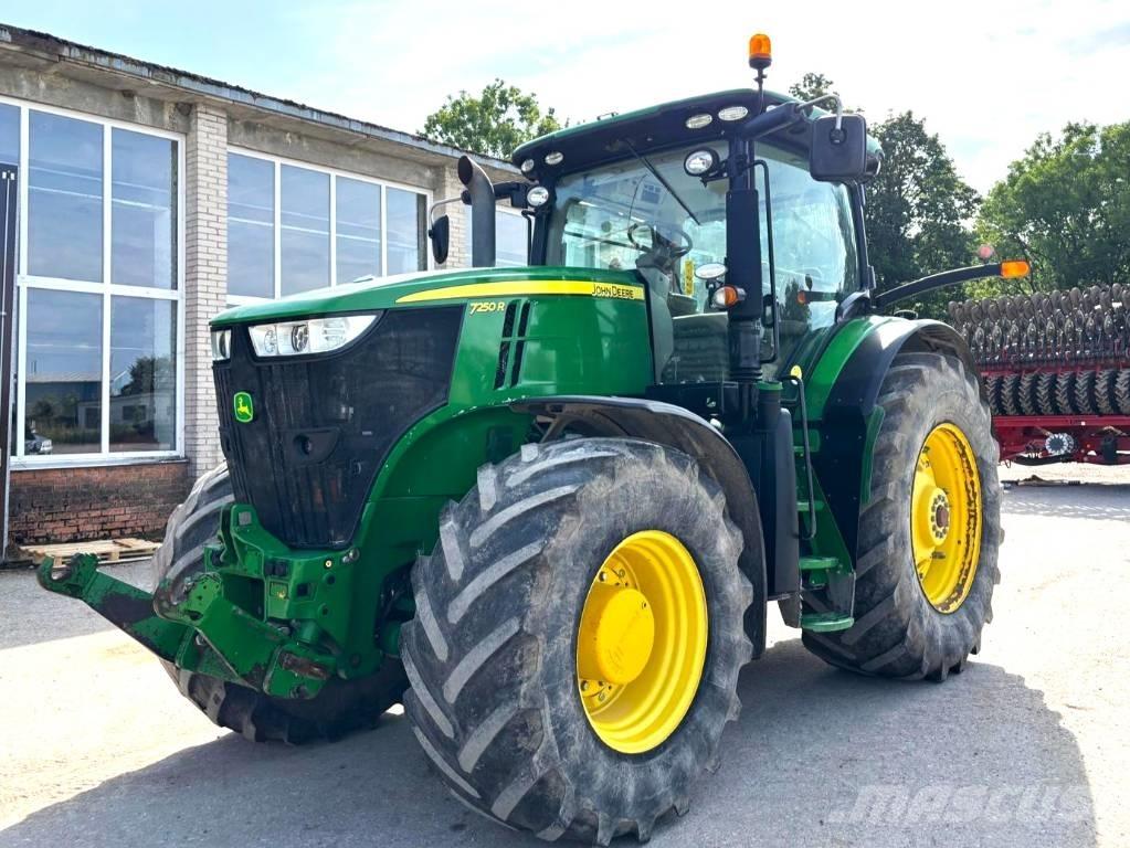 John Deere 7250 R Traktoren