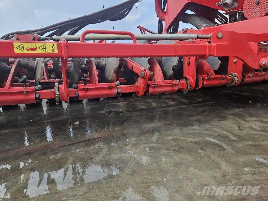 Horsch Pronto 8 DC Drillmaschinen