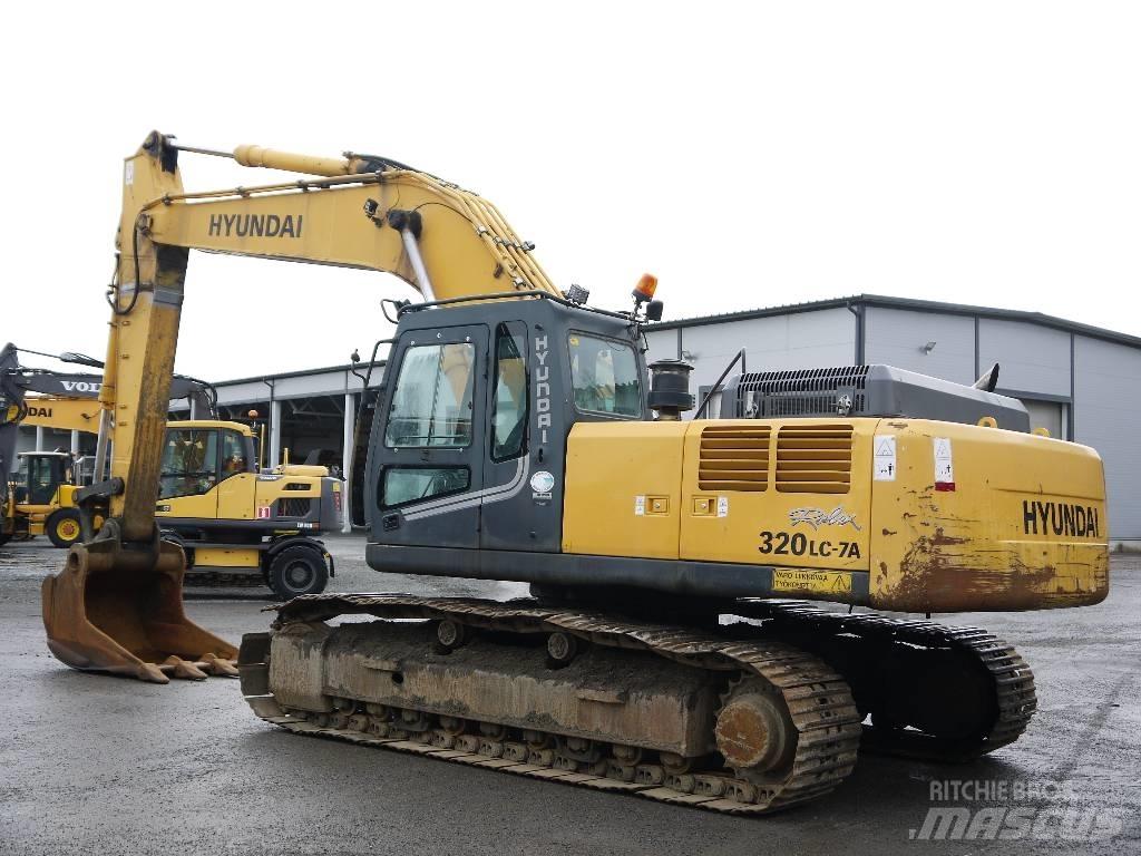 Hyundai R 320 LC-7A Raupenbagger