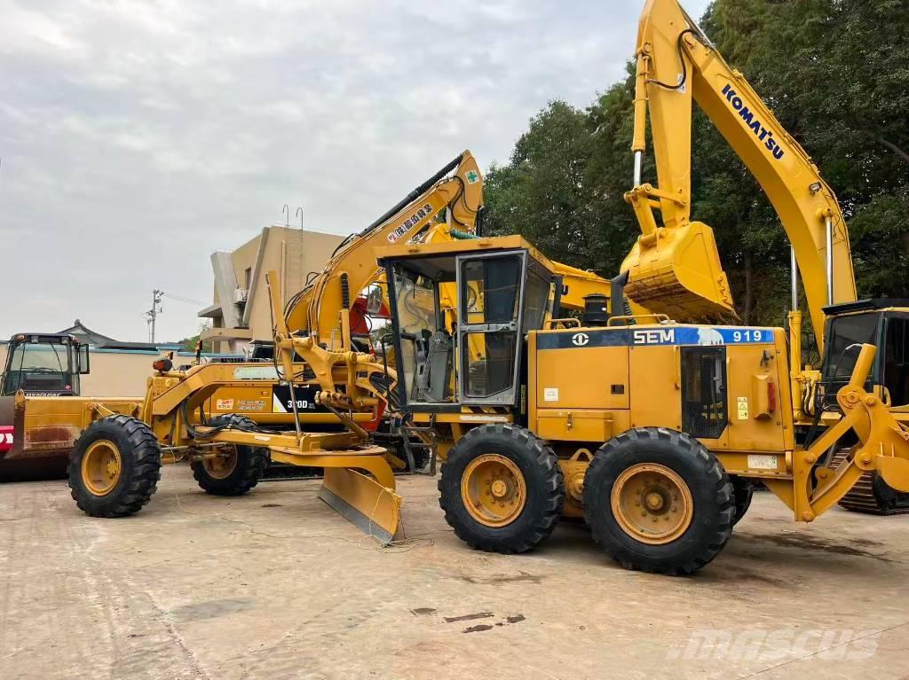 SEM 919 Grader