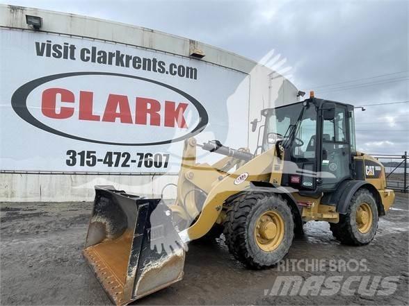 CAT 906M Radlader