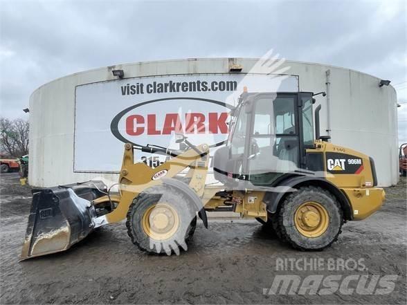 CAT 906M Radlader
