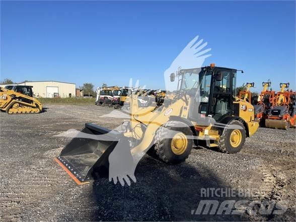 CAT 906M Radlader