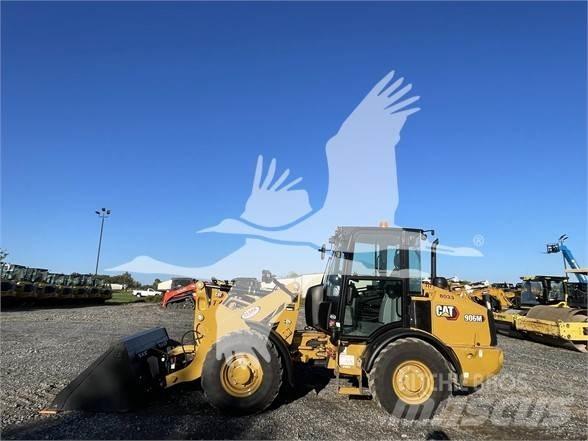 CAT 906M Radlader