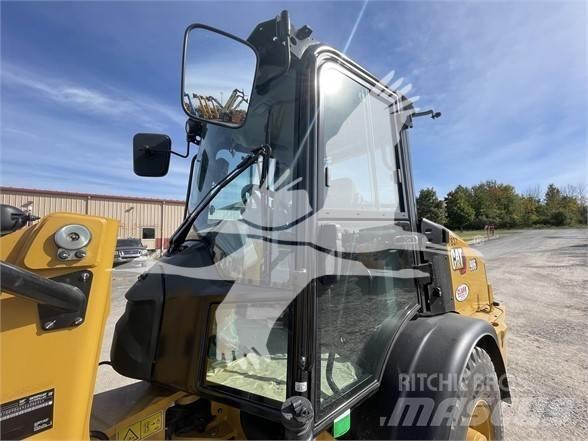 CAT 906M Radlader