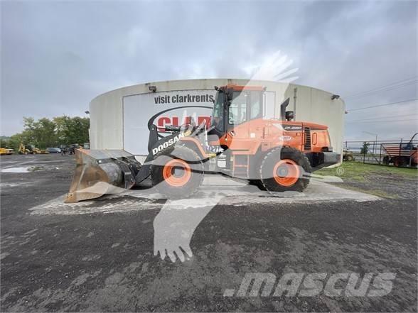 Doosan DL250-5 Radlader