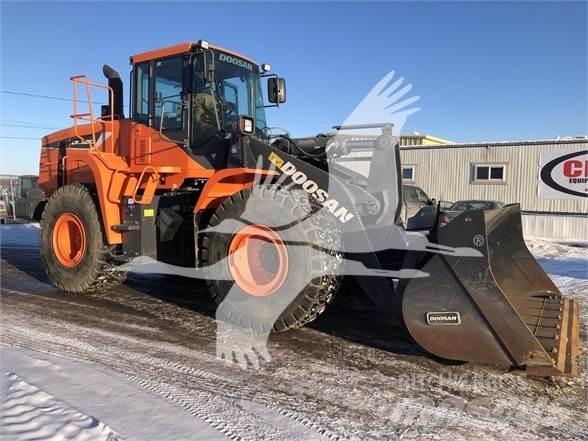 Doosan DL300 Radlader
