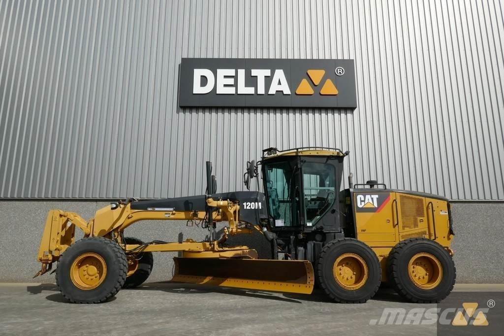 CAT 120M Grader