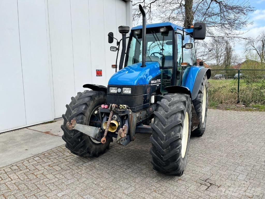 New Holland TS 110 Traktoren