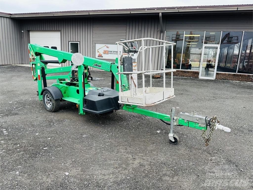 JLG T 350 Anhänger-Arbeitsbühnen