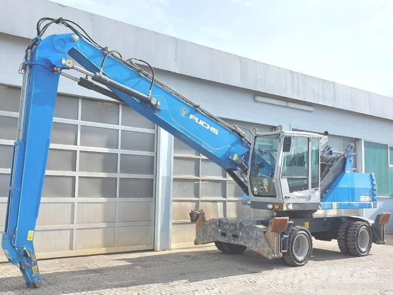 Fuchs MHL 335 E Materialumschlag