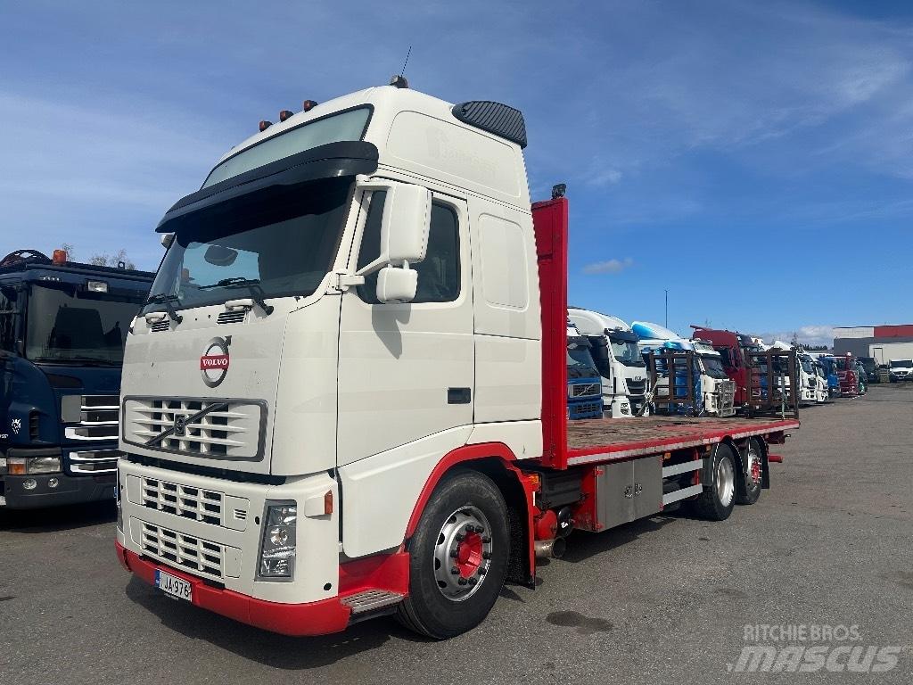 Volvo FH12 460 Pritschenwagen/Pritschenwagen mit Seitenklappe