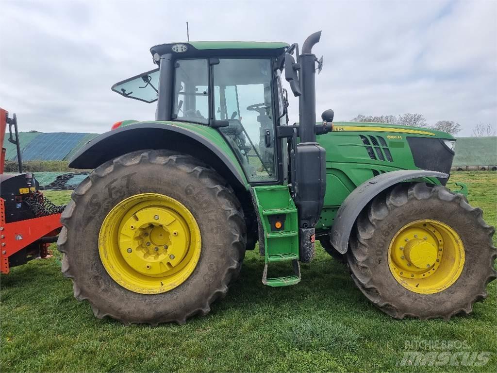John Deere 6195 M Traktoren
